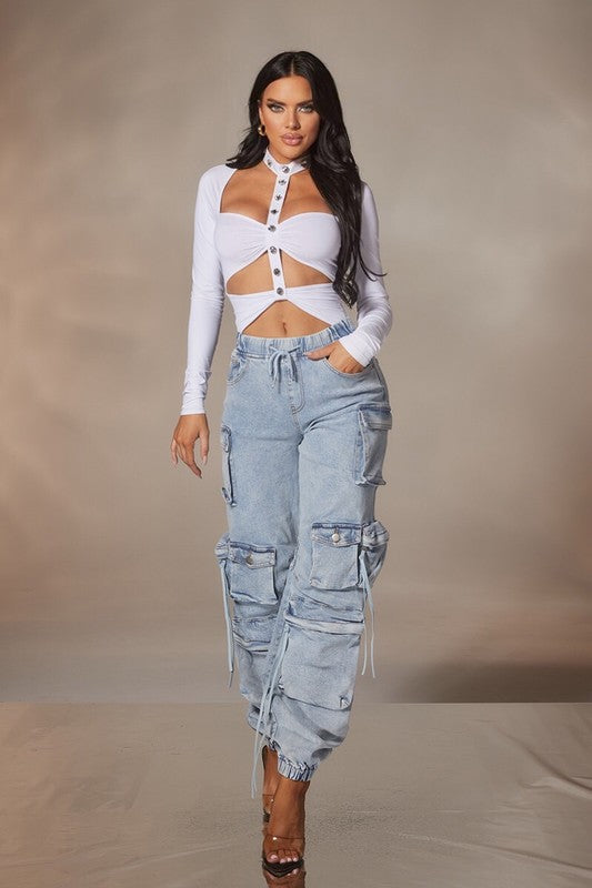 Stylish Blue Cargo Pants young ladies and teenagers. Ideal for everyday look. 