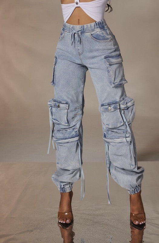 Stylish Blue Cargo Pants young ladies and teenagers. Ideal for everyday look. Front view.