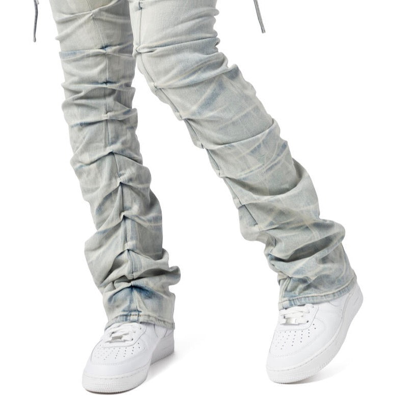 Stylish Cargo Stacked Denim Jeans for young women and teens. Y2K everyday look. Close view.