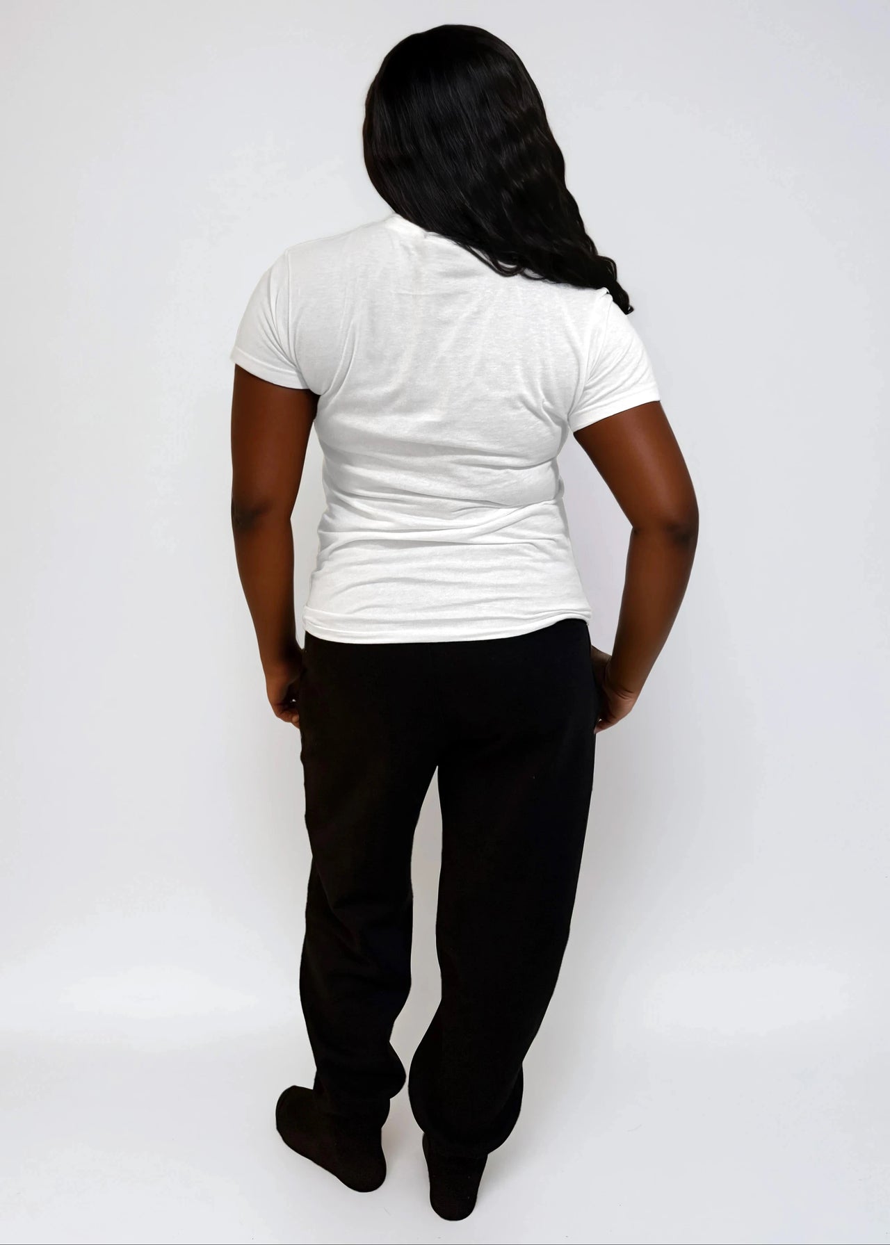 White cotton “Self Made” fitted tee for confident everyday style.