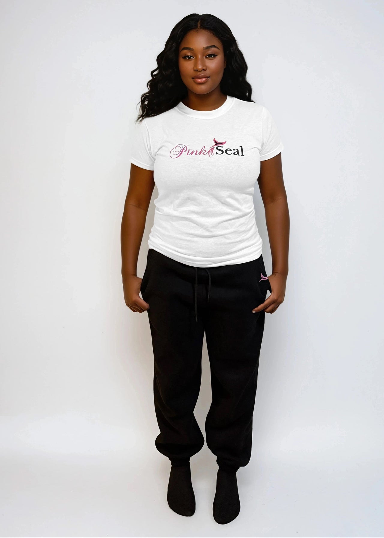 White cotton “Self Made” fitted tee for confident everyday style.