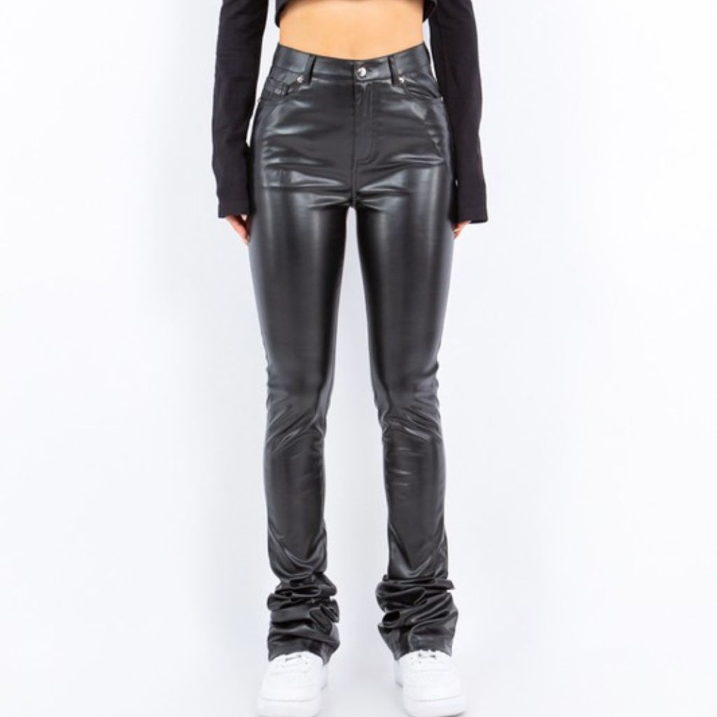 Trendy Faux Leather Black Stacked Pants for young women and teenagers in black. Y2K streetwear for everyday wear. Front view.