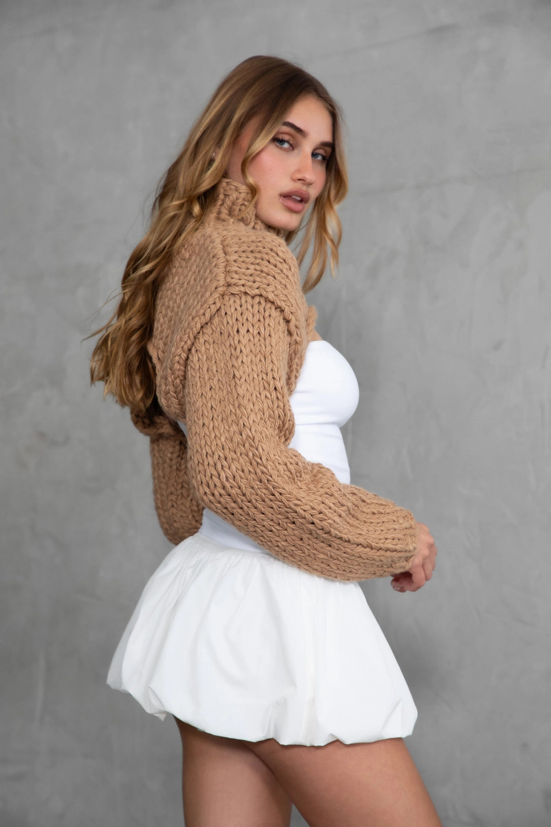 Scarlett’s Heavy Knitted Shrug - Pink Seal  